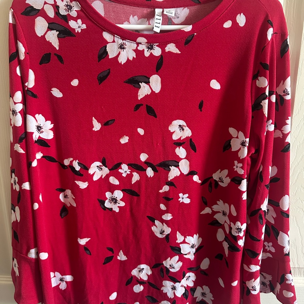 Elle Red 3/4 Sleeve Relaxed Blouse